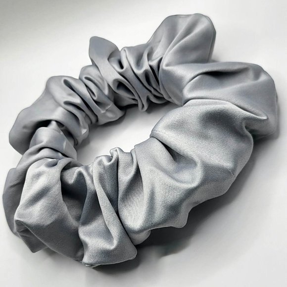 Silk Scrunchie Wide Elastic Anti Crease Extra Hold Strength - Picture 2 of 2